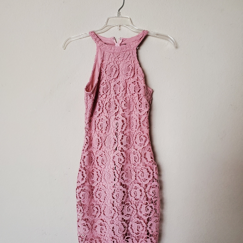 Pink sleeveless dress